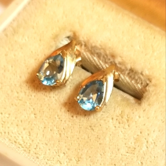 𝅺VTG SOLID 10kt Gold 2.08cts Blue Topaz Earrings - Picture 3 of 5